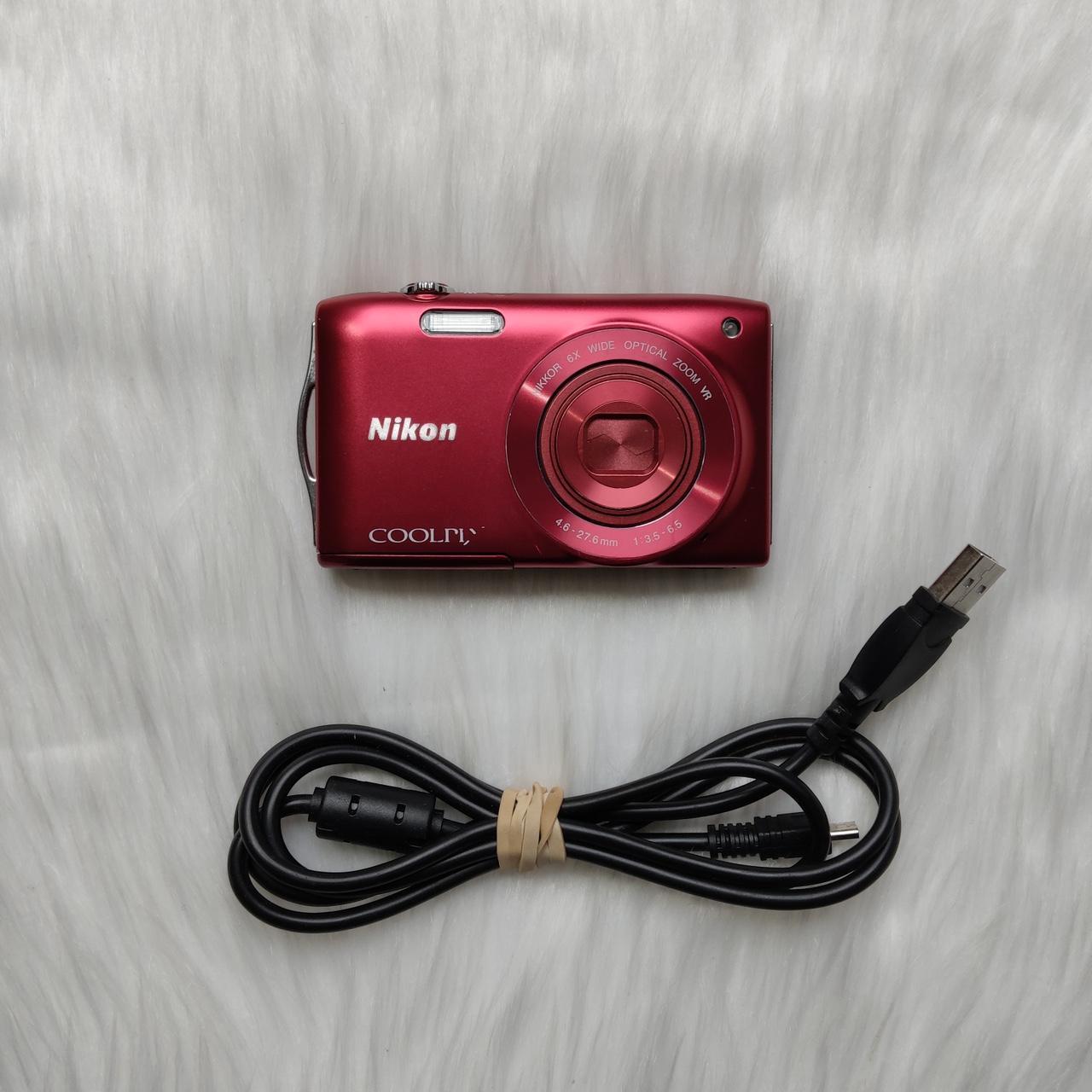 Nikon COOLPIX S3300 Digital Camera -  Rarely Y2K...