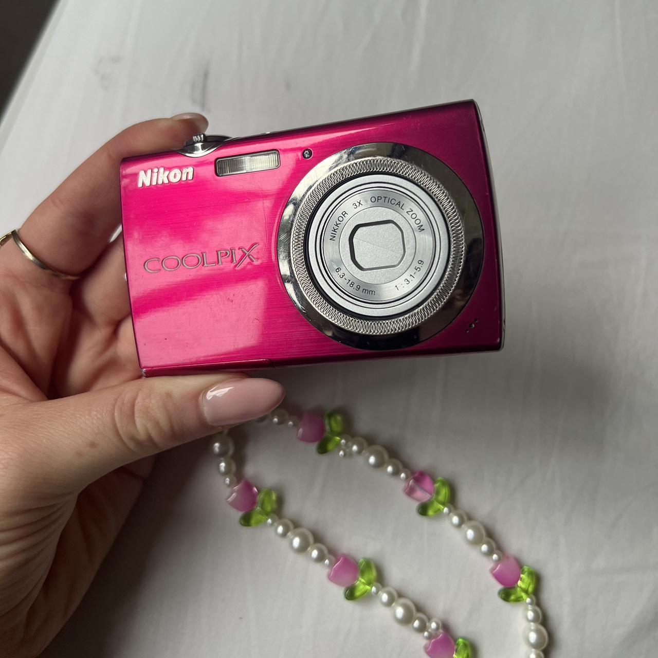 Used Vintage Nikon Coolpix S230 10MP Hot Pink Digital Camera